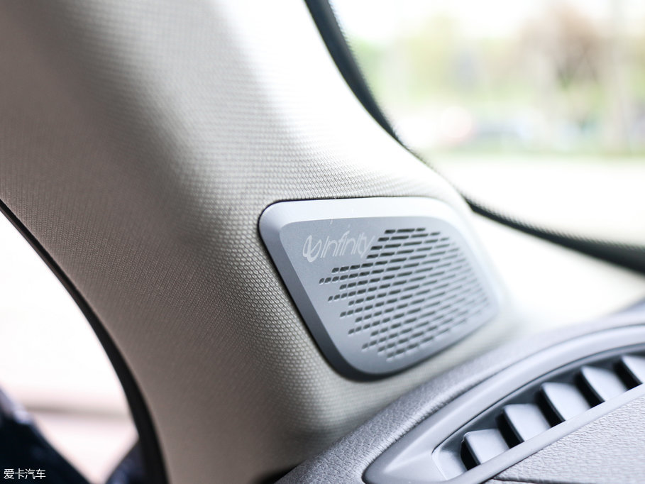 2017���I(l��ng)��01 2.0T ���(q��)ҫPro�� ��V