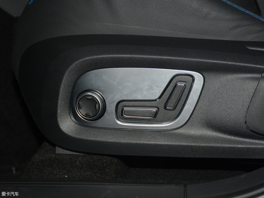 2017I01 2.0T ҫPro V