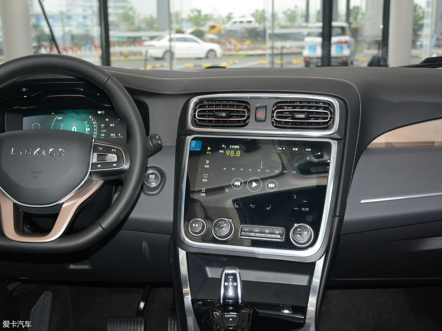 2017I(lng)01 2.0T (q)Pro (gu)V