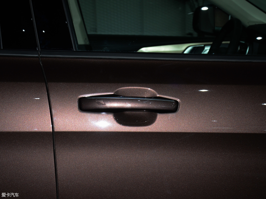 2017I01 2.0T (q)Ͱ V