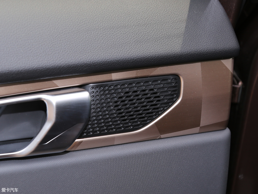 2018I(lng)01 2.0T (q)+ (gu)V