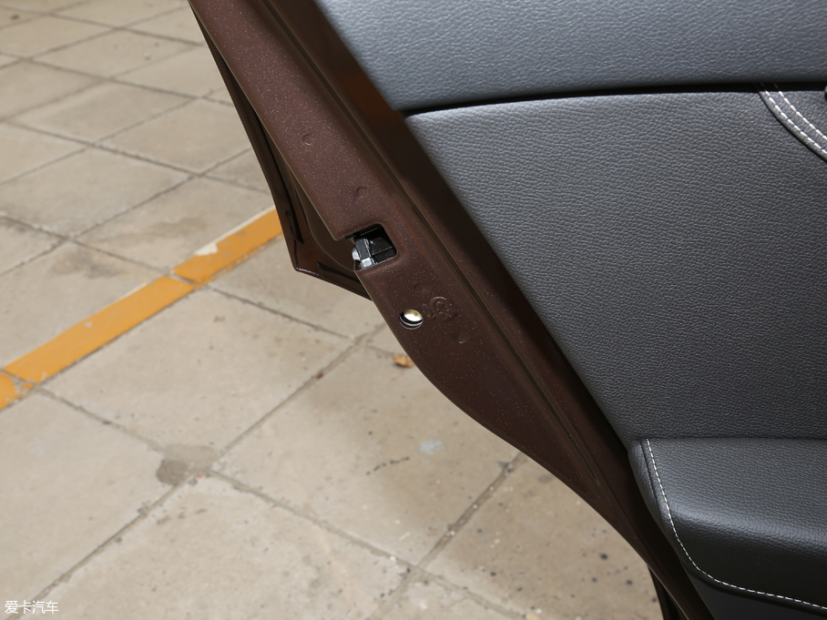 2018I(lng)01 2.0T (q)+ (gu)V