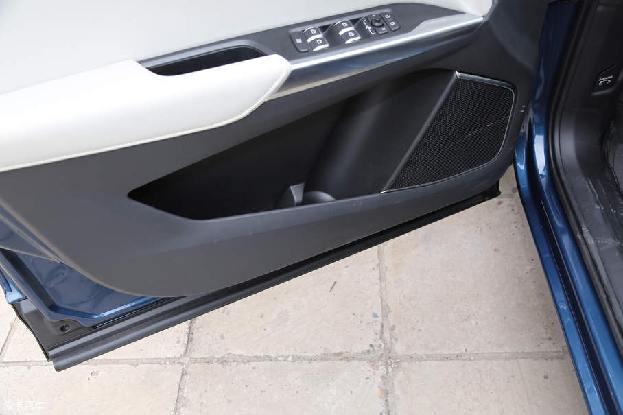 2017I01 2.0T ҫPro V