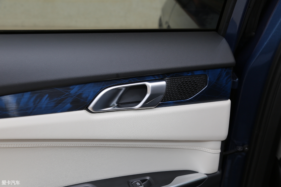 2017I01 2.0T ҫPro V