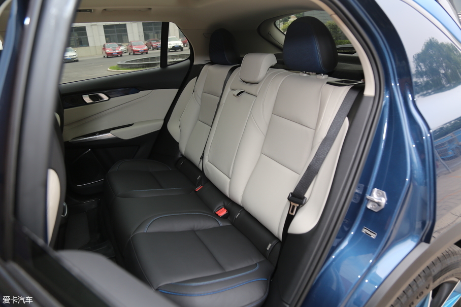 2017I01 2.0T ҫPro V