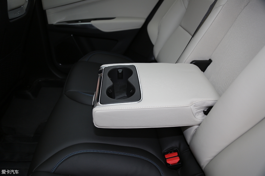 2017I01 2.0T ҫPro V