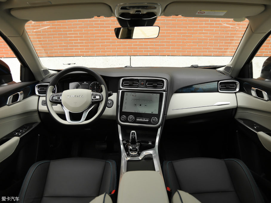 2017I01 2.0T ҫPro V