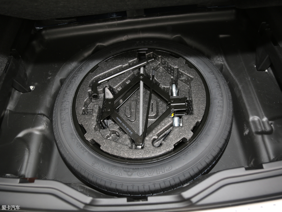 2017I(lng)01 2.0T (q)ҫPro (gu)V