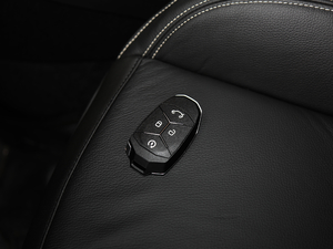 20172.0T (q)+ V ܇耳