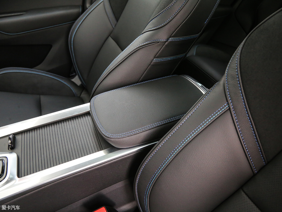 2018I01 PHEV 1.5T PHEV Pro V