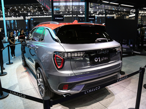 20181.5T PHEV Pro V w^