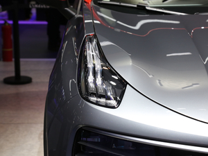 20181.5T PHEV Pro V ^