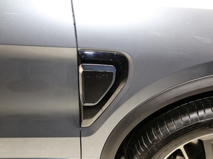 20181.5T PHEV Pro V ^