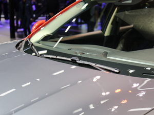 20181.5T PHEV Pro V ^