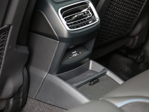 20181.5T PHEV Pro V g