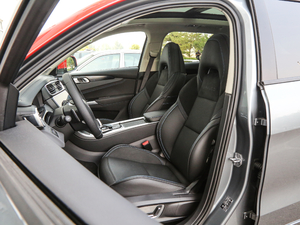 20181.5T PHEV Pro V {