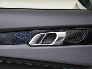 20181.5T PHEV Pro V g