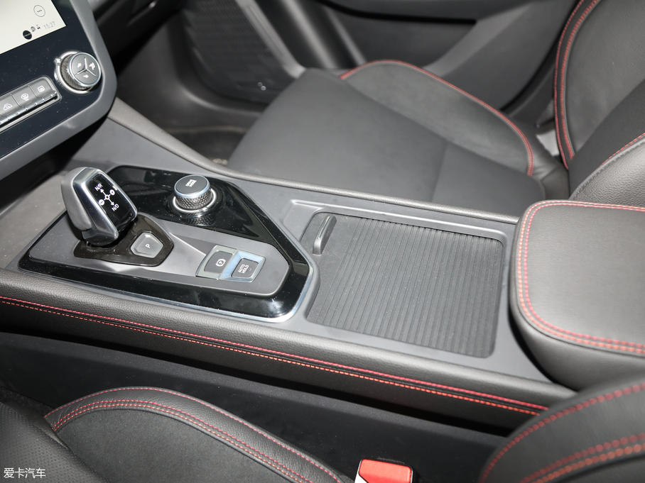 2018I03 1.5TD DCTŰ V