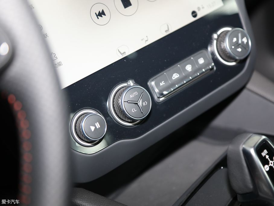 2018I(lng)03 1.5TD DCTŰ (gu)V