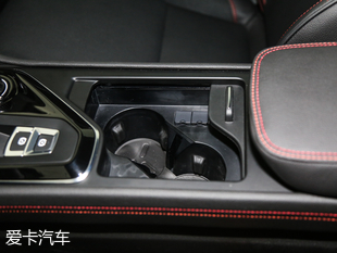 領克2019款領克03