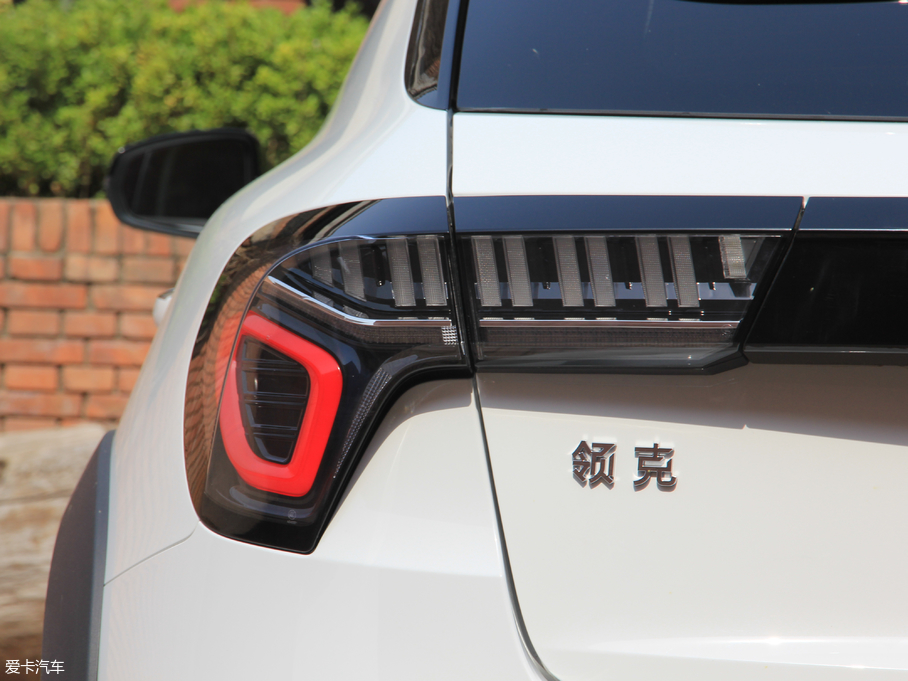 2018I(lng)02 2.0TD DCT(q) Pro (gu)V