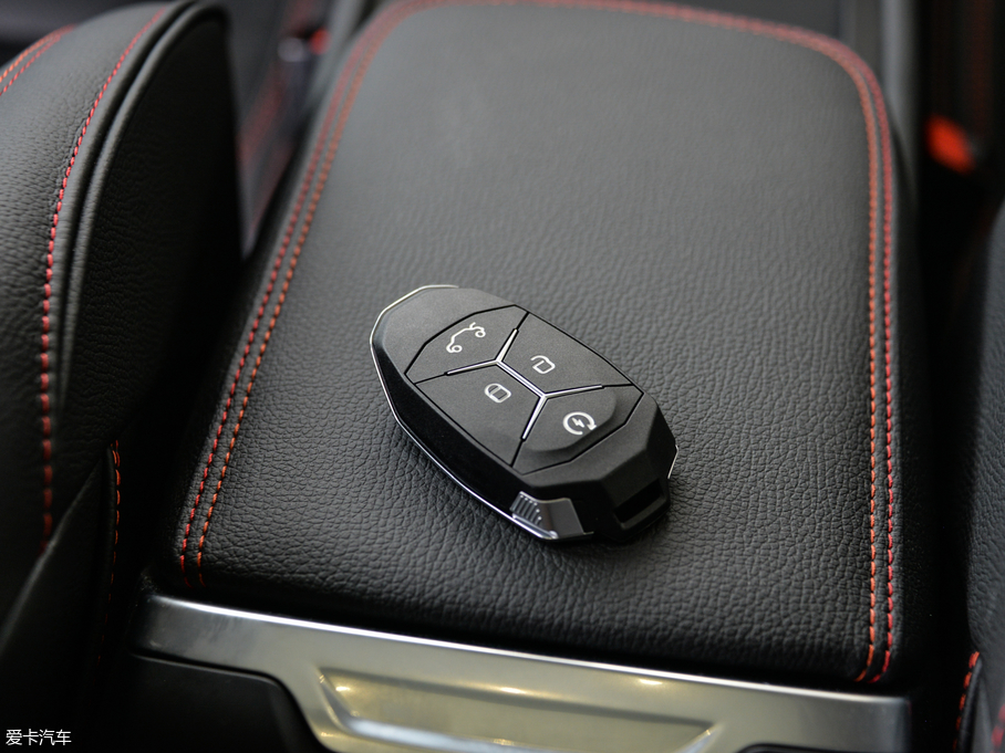 2018I02 2.0TD DCT Pro V