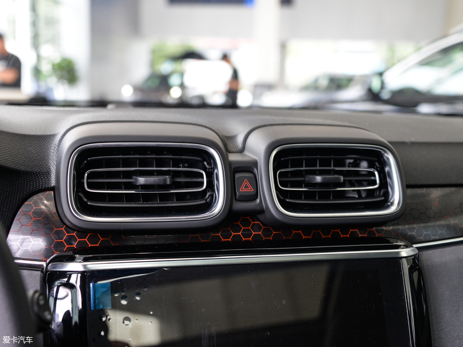 2018I02 2.0TD DCT Pro V