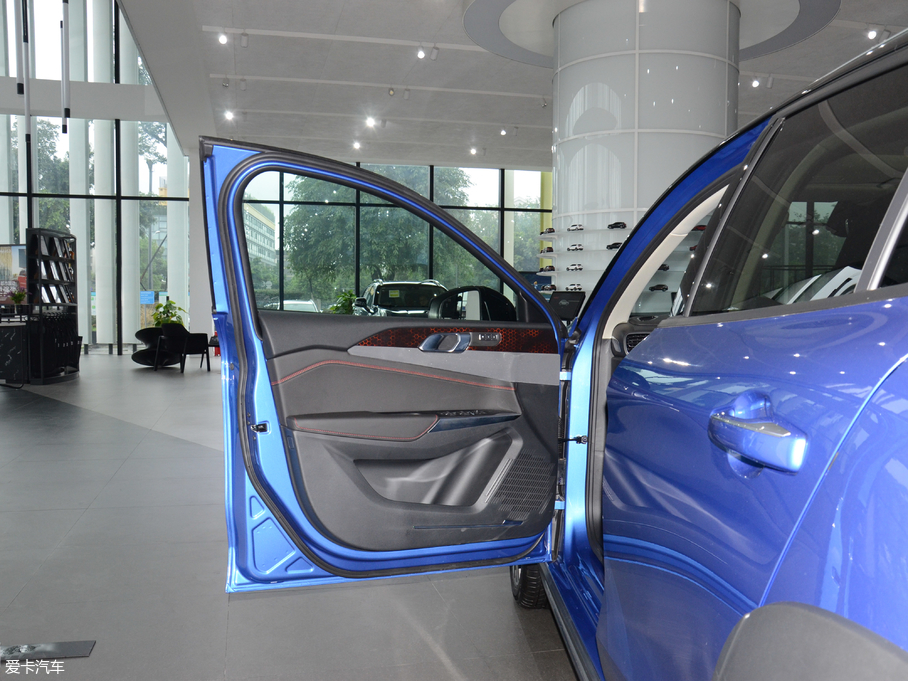 2018I(lng)02 2.0TD DCT(q) Pro V