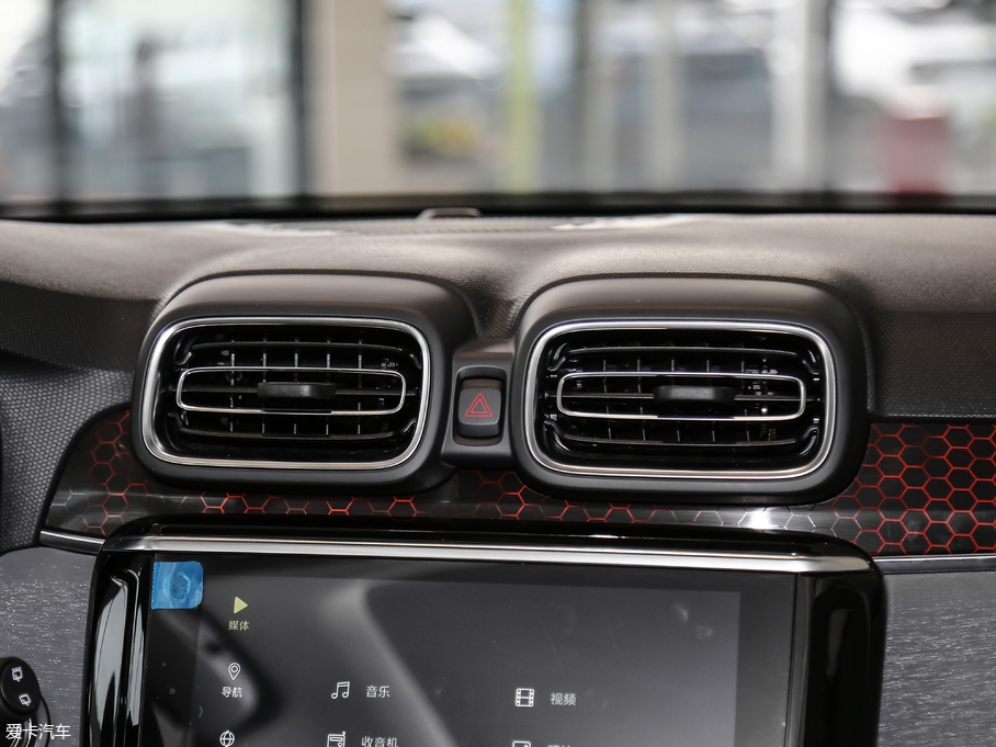 2018I02 1.5TD DCT  V