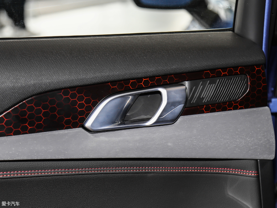 2018I02 1.5TD DCT  V