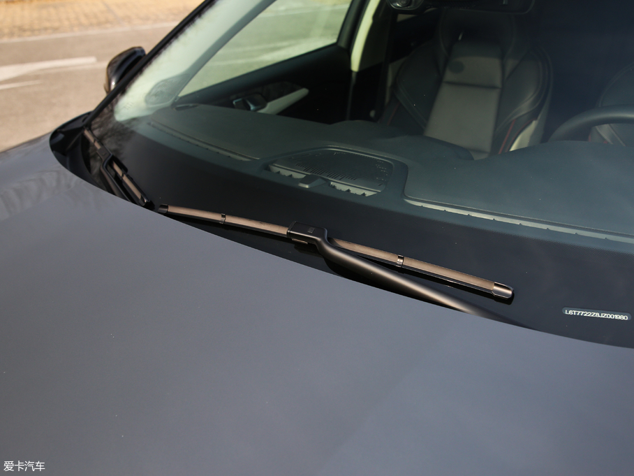 2018I02 1.5TD DCT ҫPro V