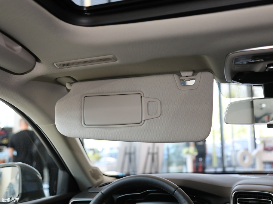 2018I02 1.5TD DCT  V