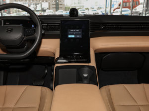 2022款75kWh 六座版 中控台