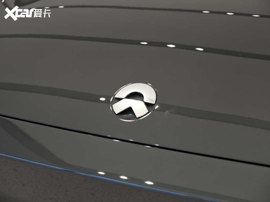 2023ε(li)ES8 100kWh 