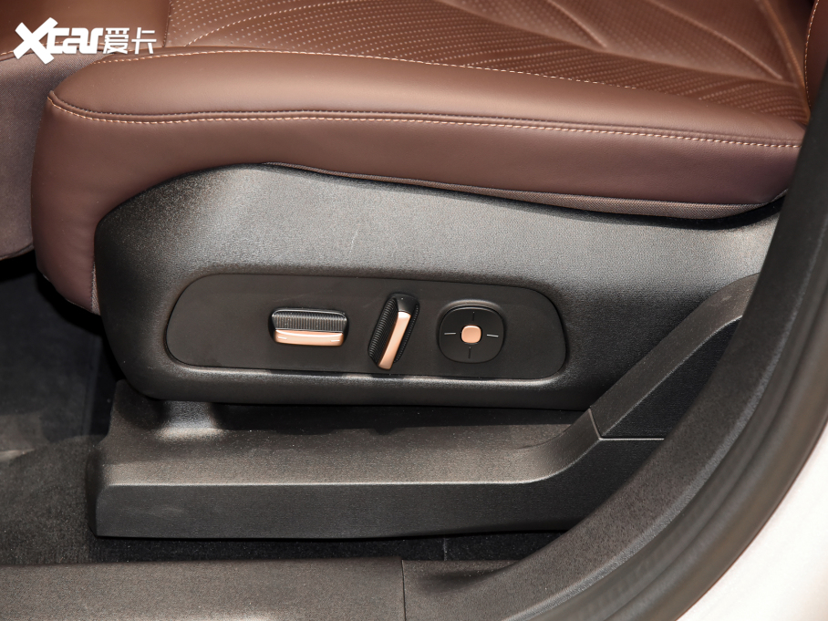 2023ε(li)EC7 100kWh