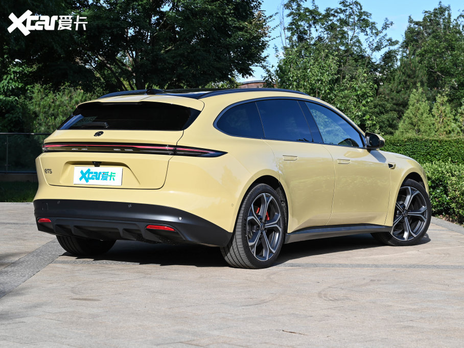 2023εET5T 100kWh Touring