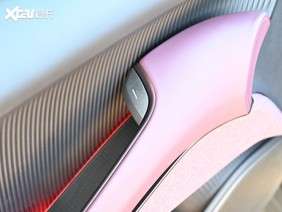 2023εET5T 100kWh Touring