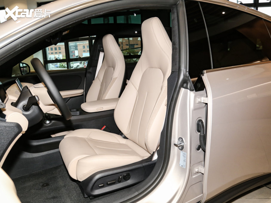 2023εET5T 75kWh Touring