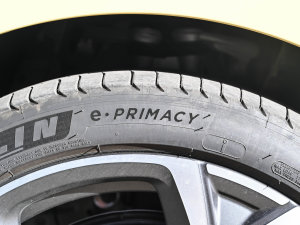 2023100kWh Touring ^