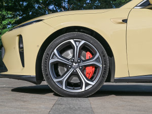 2023100kWh Touring ^