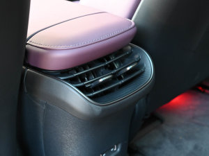 2023100kWh Touring g