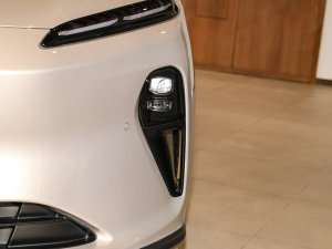 202375kWh Touring (x)(ji)^