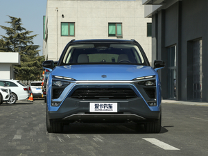 2018款355km 基准版 7座 整体外观