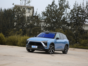 2018款355km 基准版 7座 整体外观