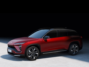 2019款420km 运动版 整体外观