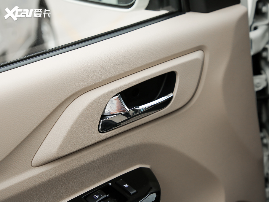 2021���Խ��V5 ��ؔ�� 1.5L ���m��