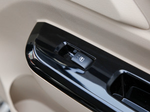 2021���M(j��n)���� 1.5L ���m�� �п؅^(q��)