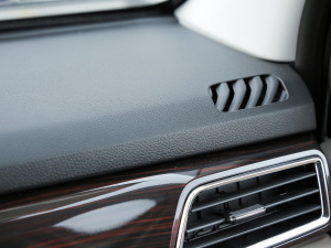 2021���M���� 1.5L ���A�� �п؅^(q��)