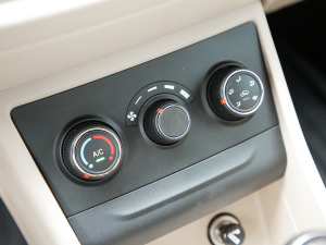 2021���M���� 1.6L ���m�� ���{�{��