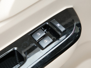 2021���M(j��n)���� 1.6L ���m�� ���{܇�����ƅ^(q��)	